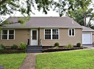41 W Myrtle Ave, Feasterville Trevose, PA 19053