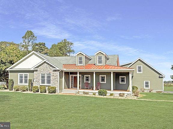 2nd image of 15217 Autumn Oaks Dr