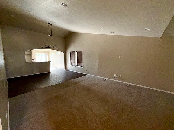 2nd image of 4672 N Alester Ave