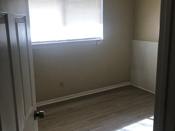 5th image of 8506 Fairbrook Ln