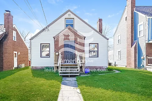 1723 Gibbs Ave NE Photo 1