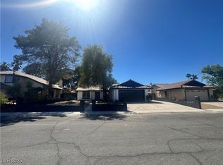 3920 Aspencrest Dr, Las Vegas, NV 89108