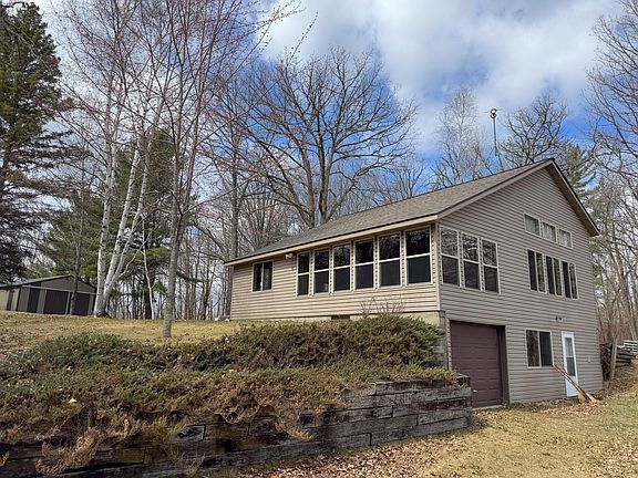 4th image of 22115 Keeler Ln NE