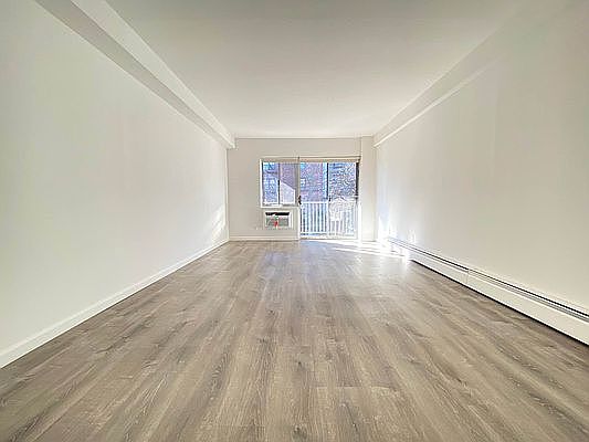 3rd image of 75-30 113th St #4