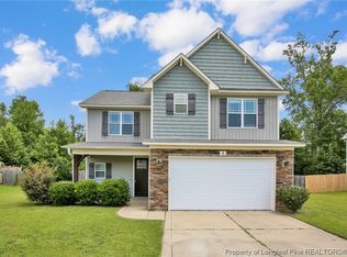 159 N Boswell St, Raeford, NC 28376