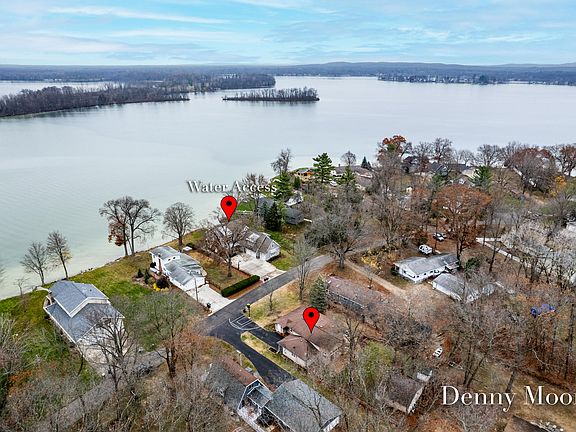 4th image of 3952 England Dr
