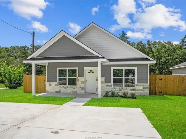 1913 Marshall Ave, Bryan, TX 77803