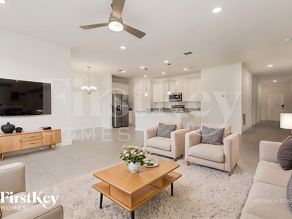 3rd image of 138 Windsor Reserve Dr