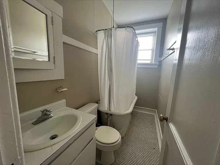 Historic Worthington Manor Apartments — Photo 25
