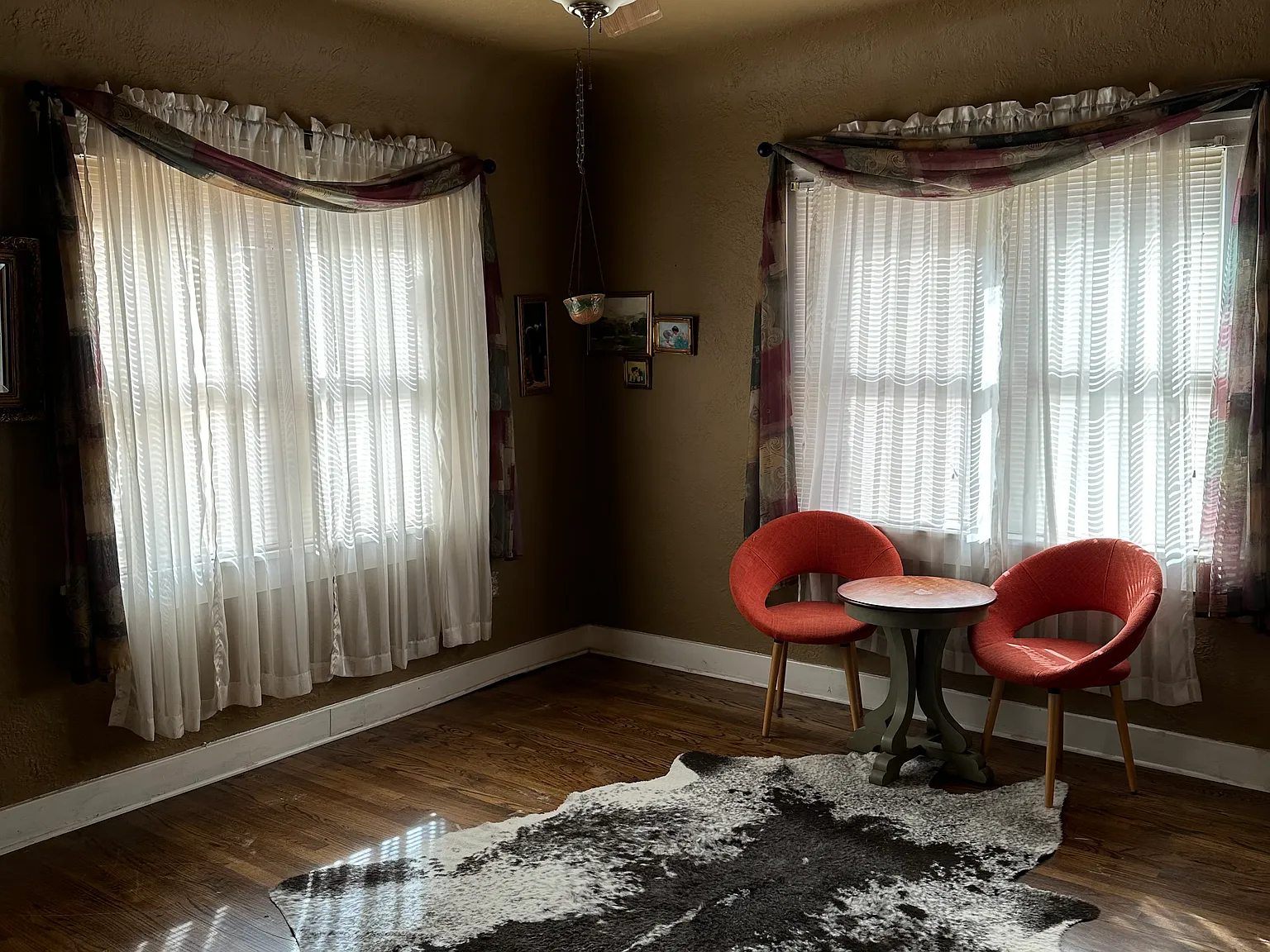1 bed, 900 sqft, $1,100 — Photo 4