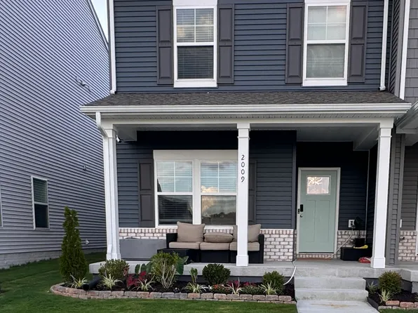 2009 Melbourne St, Newport News, VA 23608