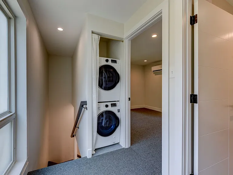616 Marine St. — Photo 13