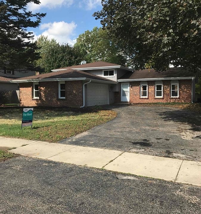 1st image of 219 N Whispering Hills Dr