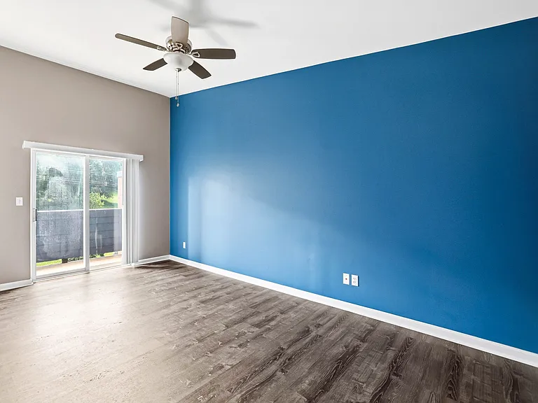 2745 Grinstead Dr #208 — Photo 24