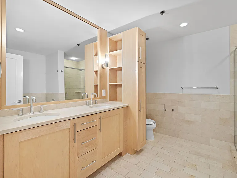 1125 Maxwell Ln #222 — Photo 12