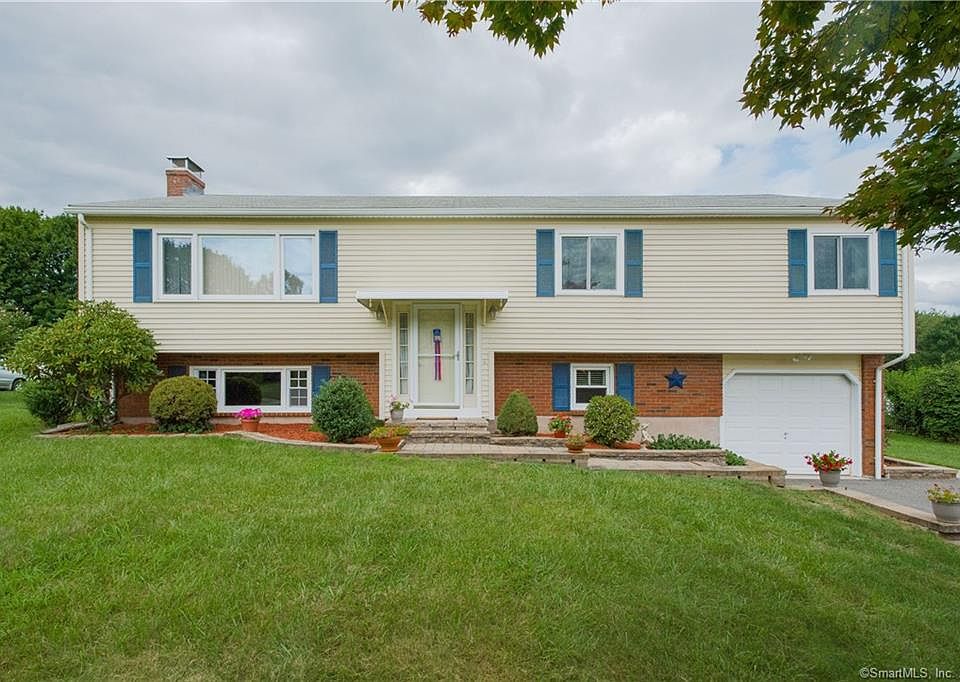 1st image of 38 Pelican Ct