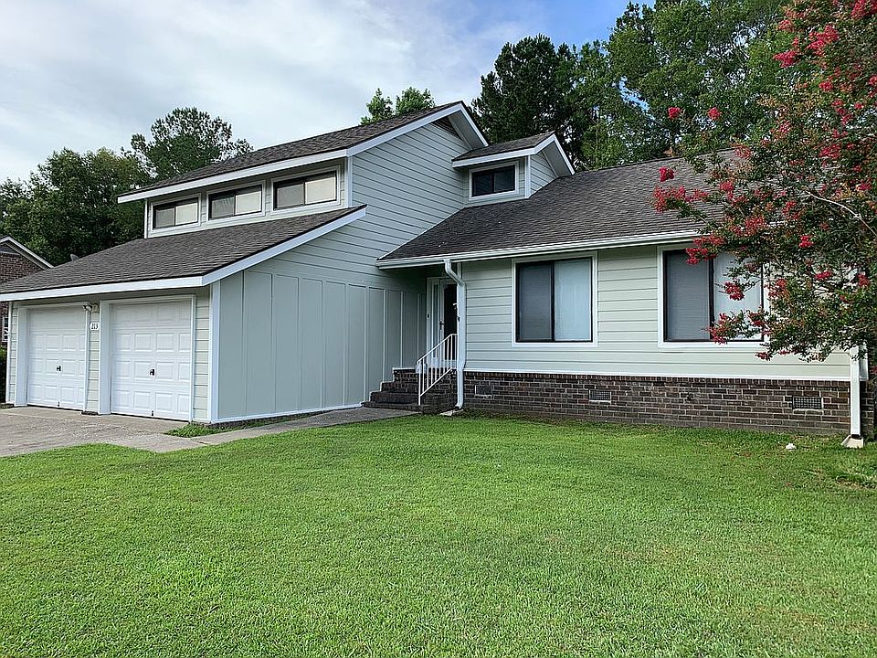 2nd image of 213 Cantilever Ct