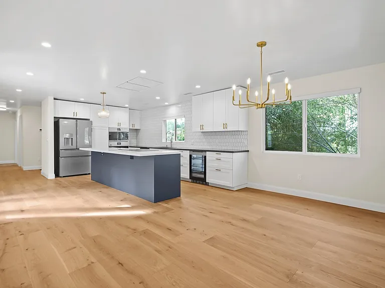 4762 E Charters Ave — Photo 5