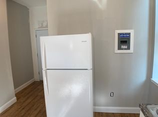 220 S 43rd St APT 2R, Philadelphia, PA 19104