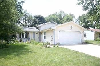 2nd image of 821 S 12th Ave