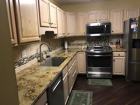 3rd image of 3052 W Applewood Ct #3052