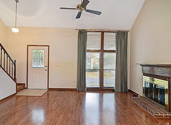 4th image of 11144 Eaton Ct