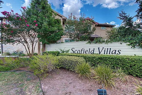 1310 Parmer Ln #303-3B Photo 1