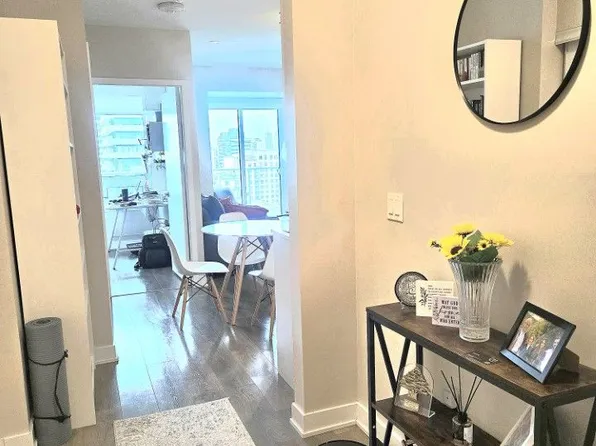195 Redpath Ave #2006, Toronto, ON M4P 0E4