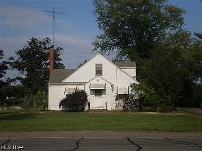 1st image of 4860 Mahoning Ave NW