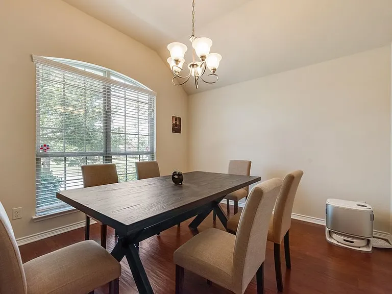 2605 Idlewood Dr — Photo 9