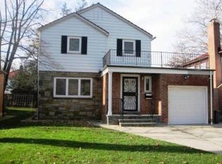8226 213th St, Queens Village, NY 11427
