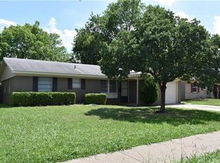 2962 Hollandale Ln, Farmers Branch, TX 75234