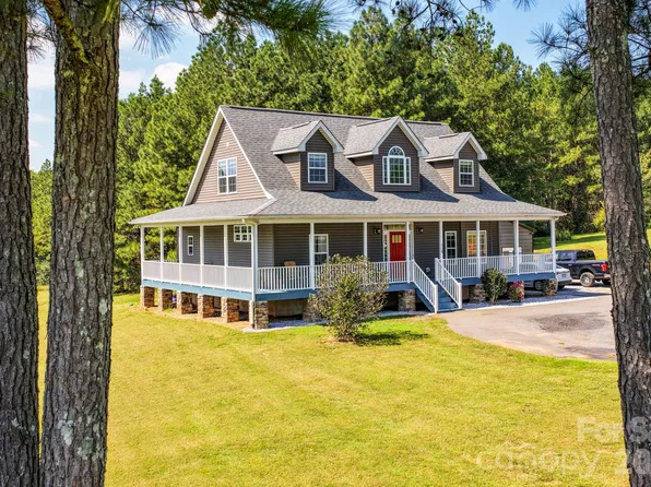 274 Boykin Pl, Forest City, NC 28043