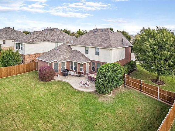 2nd image of 8601 Tanglewood Dr