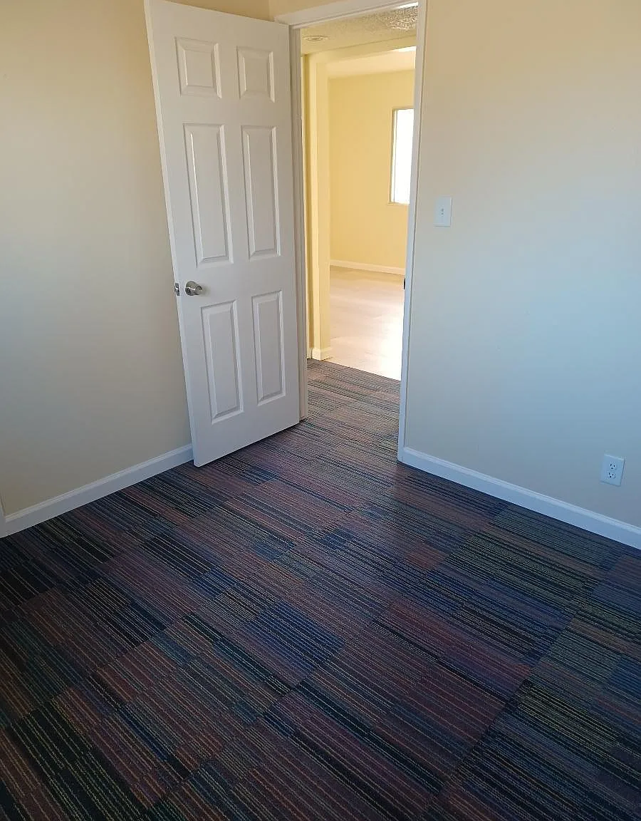 2 bed, 1000 sqft, $1,475 — Photo 3