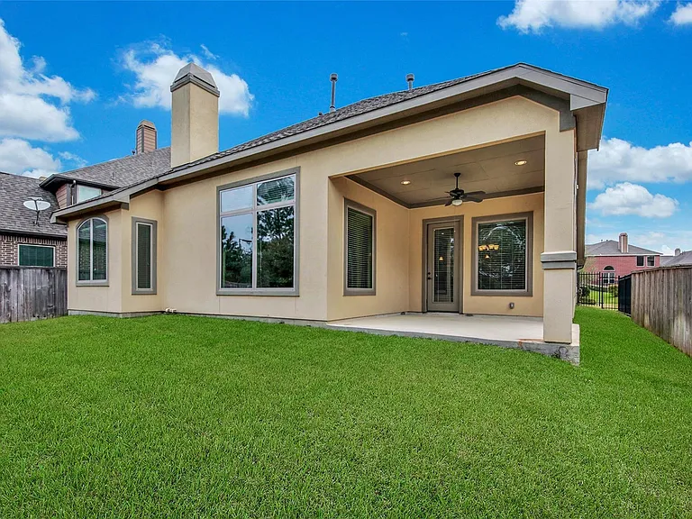 78 Hearthshire Cir — Photo 37