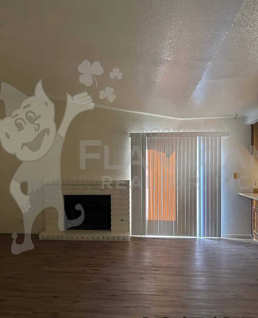712 W. Yosemite Avenue — Photo 3