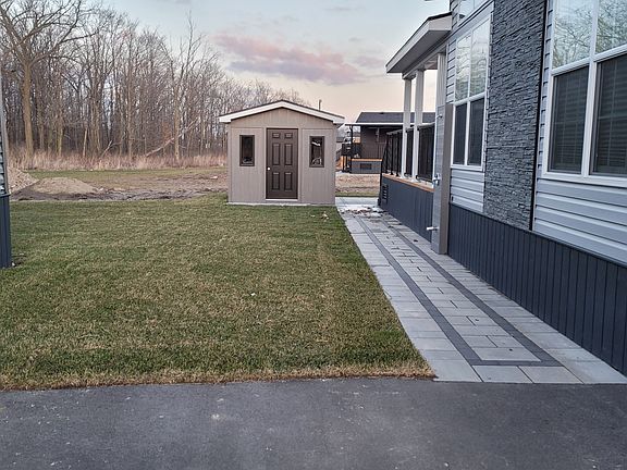 2nd image of 490 Empire Rd #Qmd230