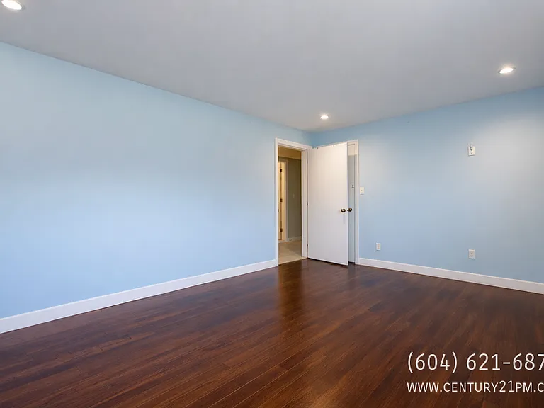 2114 Bakerview St #UPPER — Photo 20
