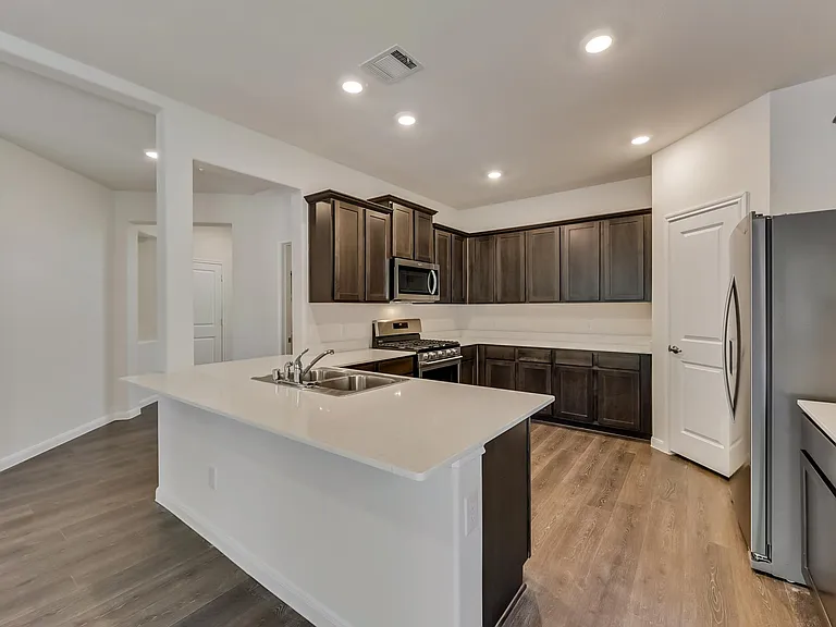 3612 Southbend Dr — Photo 6