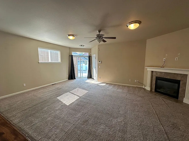 7613 Columbia Way NE — Photo 2