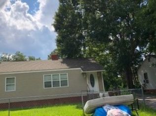 621 Miller Dr, Warner Robins, GA 31093