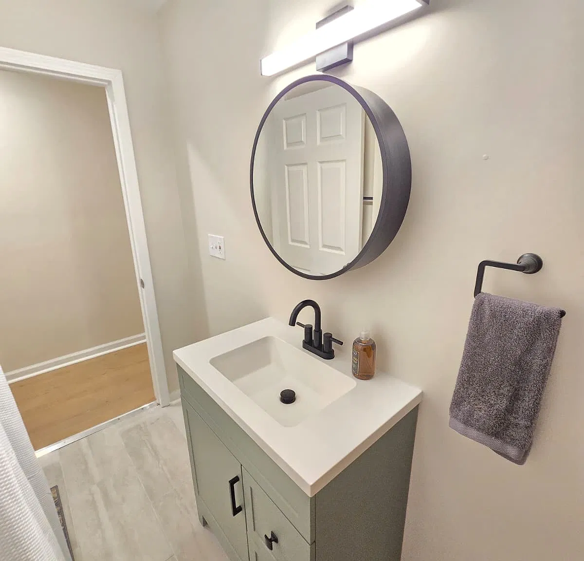 2 bed, 750 sqft, $950 — Photo 2
