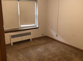 4215 W Martin Dr, Milwaukee, WI 53208