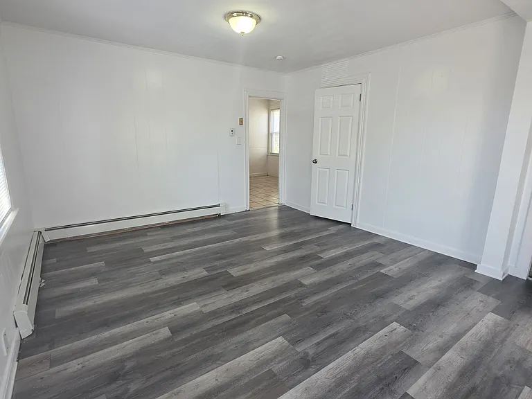 8 Mannz St #1 — Photo 9
