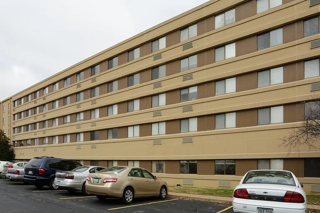 Pleasant Pointe - 55+ Senior Living — Photo 3