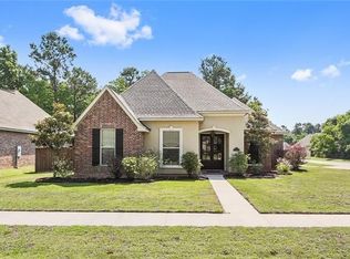 729 Brown Thrasher Loop N, Madisonville, LA 70447