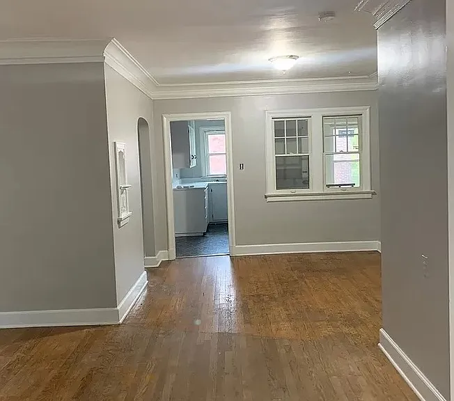 2905 High St #4 — Photo 2