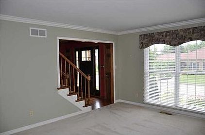 3rd image of 3144 Trailwood Dr