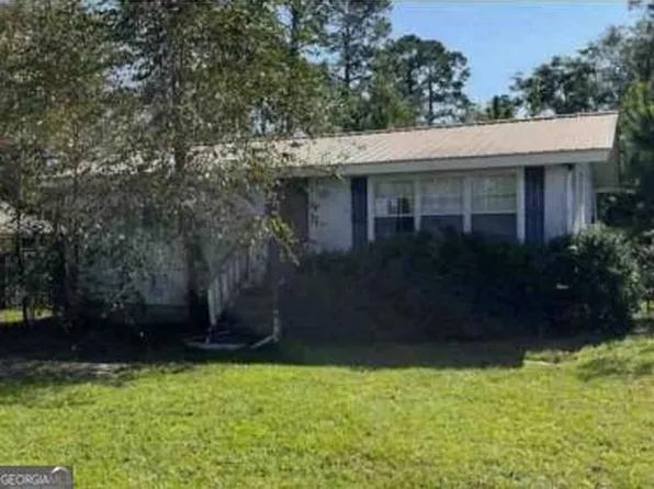 22 Lakeview Dr, Mc Rae, GA 31055